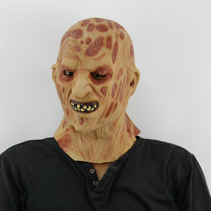 Den demoniska eldmasken – väck skräcken till liv på Halloween